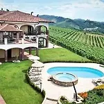 Tota Virginia Antico Podere Отель