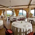 Tota Virginia Antico Podere 4* Серралунга-д'Альба