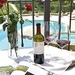 Tota Virginia Antico Podere Отель Серралунга-д'Альба