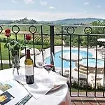Tota Virginia Antico Podere 4*