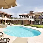 Tota Virginia Antico Podere 4* Серралунга-д'Альба