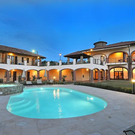 Tota Virginia Antico Podere Hotel 4*