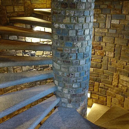 Tota Virginia Antico Podere Serralunga d'Alba