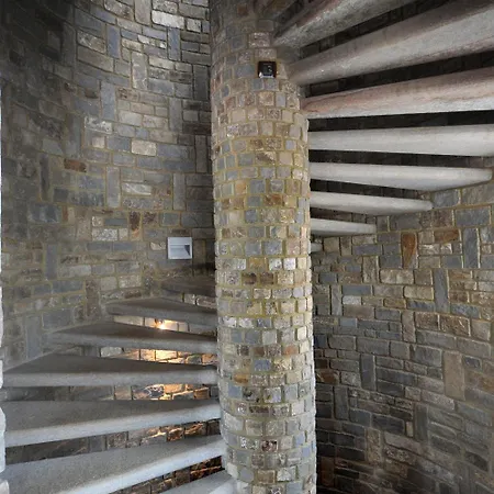 ホテル Tota Virginia Antico Podere セッラルンガ・ダルバ