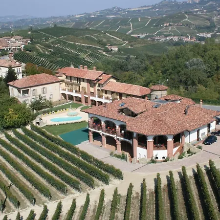 Hotel Tota Virginia Antico Podere 4*