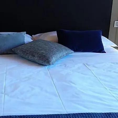 Tota Virginia Antico Podere 4* Serralunga d'Alba