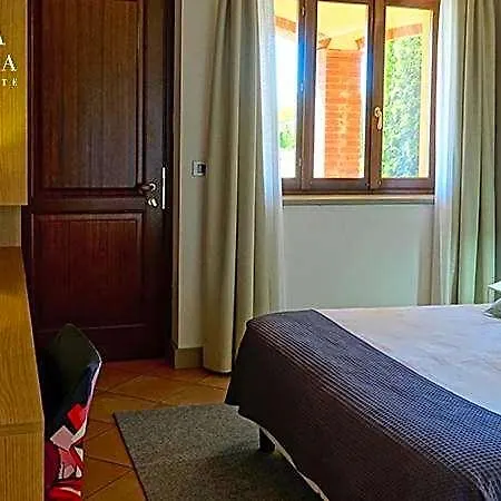 Отель Tota Virginia Antico Podere 4*