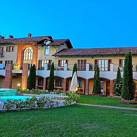 Отель Tota Virginia Antico Podere 4*
