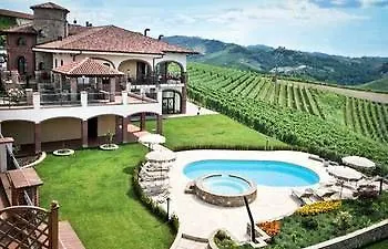 Tota Virginia Antico Podere Hotel