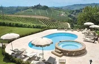 Tota Virginia Antico Podere ホテル