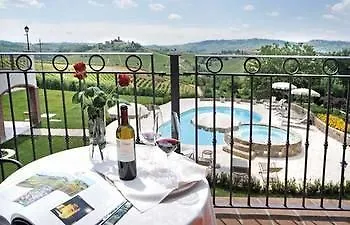 Tota Virginia Antico Podere 4*