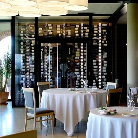 Tota Virginia Antico Podere Hotel