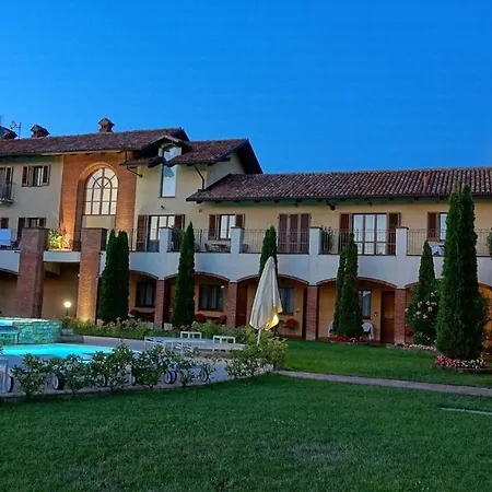 Hotel Tota Virginia Antico Podere Serralunga d'Alba