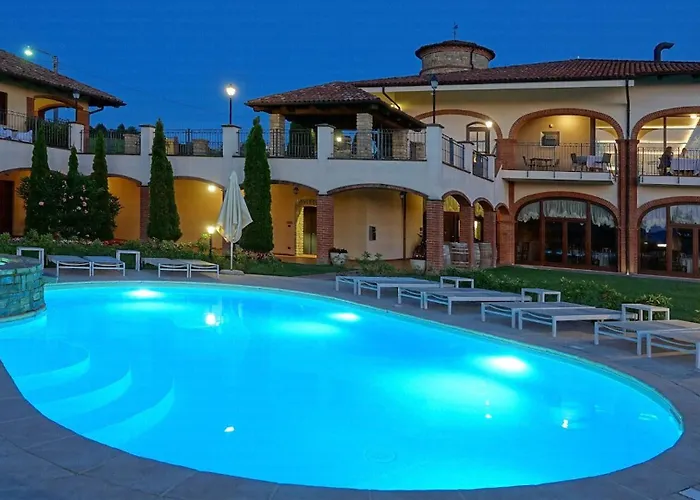 Tota Virginia Antico Podere 4* Serralunga d'Alba