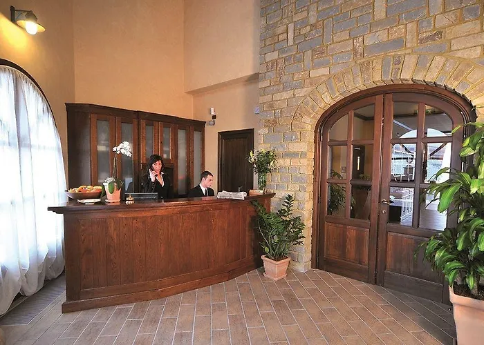 Hotel Tota Virginia Antico Podere 4*