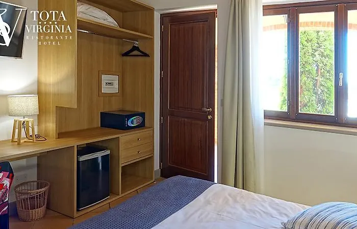 Tota Virginia Antico Podere Hotel 4*